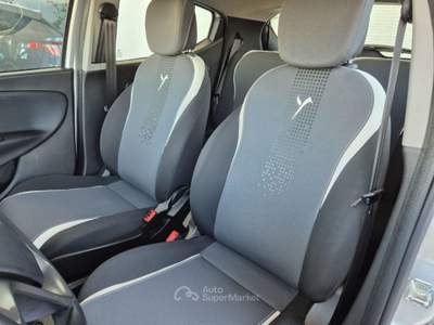 Lancia Ypsilon 1.2 69 CV 5 porte Gold Argento usata Francavilla Fontana