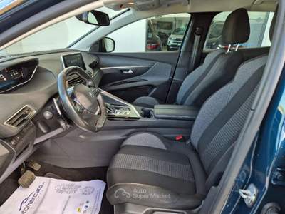 Peugeot 3008 BlueHDi 130 S&S EAT8 Active Pack Blu/Azzurro usata Francavilla Fontana