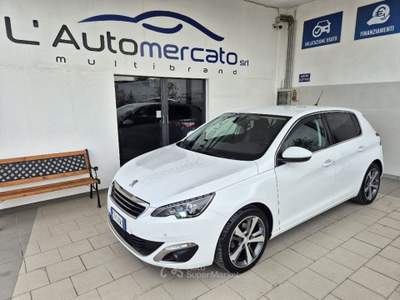 Peugeot 308 BlueHDi 120 S&S Allure Bianco usata Francavilla Fontana