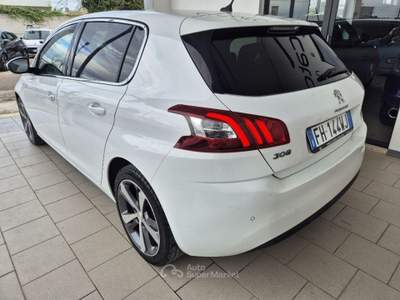Peugeot 308 BlueHDi 120 S&S Allure Bianco usata Francavilla Fontana