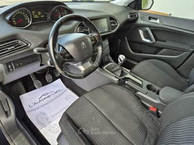 Peugeot 308 BlueHDi 120 S&S SW Business Blu/Azzurro usata Francavilla Fontana
