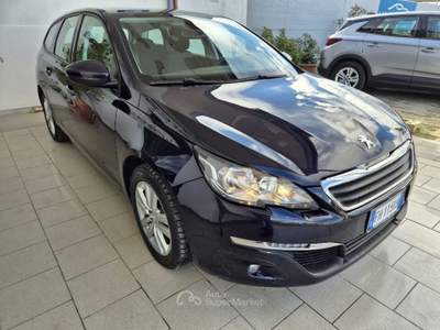 Peugeot 308 BlueHDi 120 S&S SW Business Blu/Azzurro usata Francavilla Fontana