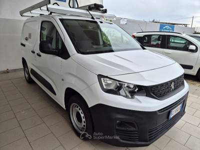 Peugeot Partner BlueHDi 100 S&S PC Furgone Pro Bianco usata Francavilla Fontana