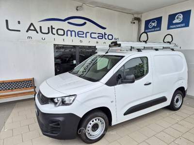 Peugeot Partner BlueHDi 100 S&S PC Furgone Pro Bianco usata Francavilla Fontana