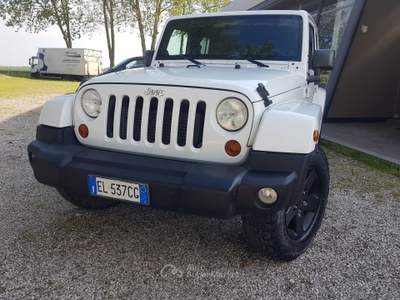 Jeep Wrangler JEEP WRANGLER 2.8 CRD AUT. ARCTIC Bianco usata Lagosanto