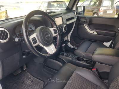 Jeep Wrangler JEEP WRANGLER 2.8 CRD AUT. ARCTIC Bianco usata Lagosanto