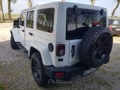 Jeep Wrangler JEEP WRANGLER 2.8 CRD AUT. ARCTIC Bianco usata Lagosanto
