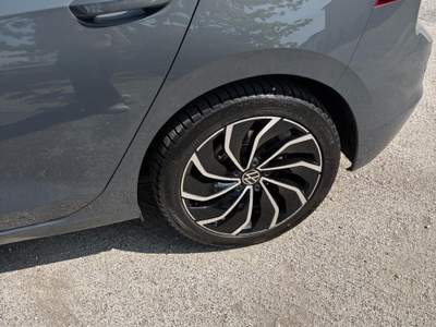 Volkswagen Golf Golf 8 Grigio usata Dueville