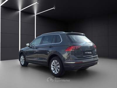 Volkswagen Tiguan 2.0 TDI 150 CV SCR DSG Life Grigio usata Napoli