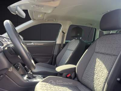 Volkswagen Tiguan 2.0 TDI 150 CV SCR DSG Life Grigio usata San Nicola la Strada
