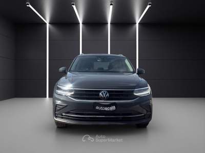 Volkswagen Tiguan 2.0 TDI 150 CV SCR DSG Life Grigio usata San Nicola la Strada