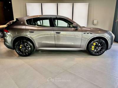 Maserati Grecale 2.0 mhev GT 250cv auto, Cechi 21", Pinze Gialle Grigio usata Venaria Reale