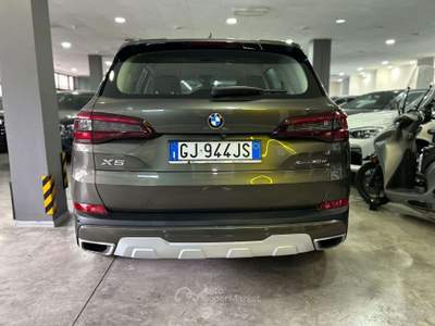 BMW X5 X5 X5 G05 xdrive30d mhev 48V xLine auto TAGLIANDI BMW Grigio usata Roma