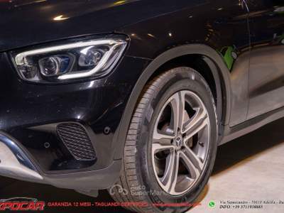 Mercedes-Benz GLC 220 200 d 4Matic Premium Nero usata Adelfia