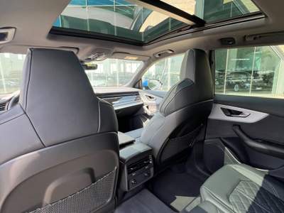 Audi Q8 SUV TDI quattro 210 kW tiptronic S line edition Possibilità noleggio no scoring Blu/Azzurro usata Gela
