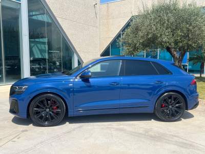 Audi Q8 SUV TDI quattro 210 kW tiptronic S line edition Possibilità noleggio no scoring Blu/Azzurro usata Gela