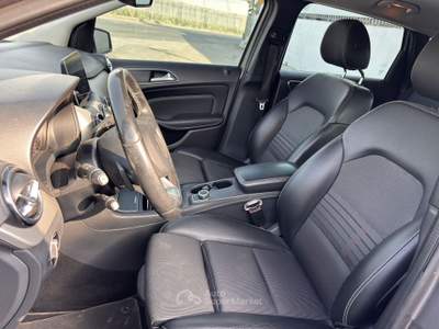 Mercedes-Benz Classe B MOTORE MERCEDES Grigio usata Santa Maria la Carità