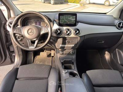 Mercedes-Benz Classe B MOTORE MERCEDES Grigio usata Santa Maria la Carità