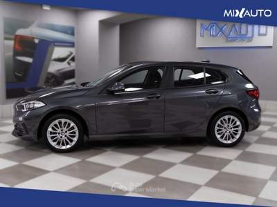 BMW Serie 1 118d d Advantage Auto Grigio usata Latina