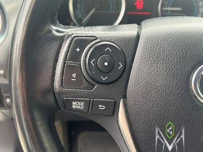 Toyota Auris 
                                                                                                                                                                     Bianco usata Campi Bisenzio