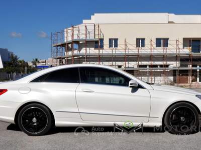 Mercedes-Benz Classe E V6 CDI BlueEfficiency Executive 7G-Tronic Coupe Bianco usata Tricase