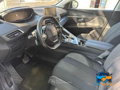 Peugeot 3008 3008 1.5 bluehdi Allure s&amp;s 130cv eat8 usata Roma