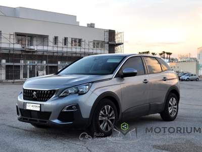 Peugeot 3008 3008 1.6 bluehdi Business s&amp;s 120cv eat6 Grigio usata Tricase