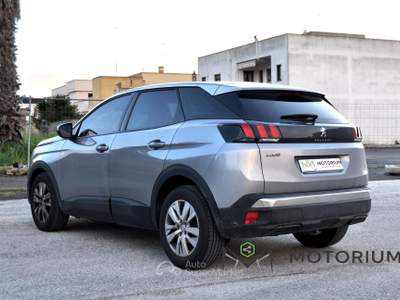 Peugeot 3008 3008 1.6 bluehdi Business s&amp;s 120cv eat6 Grigio usata Tricase