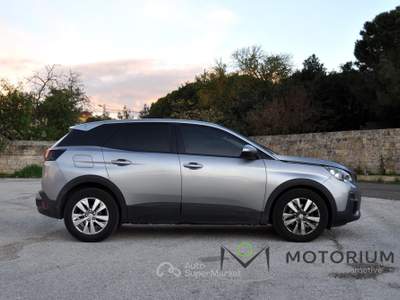 Peugeot 3008 3008 1.6 bluehdi Business s&amp;s 120cv eat6 Grigio usata Tricase