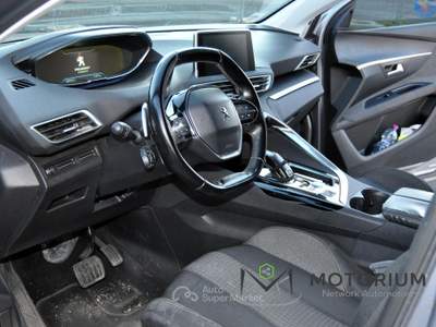 Peugeot 3008 3008 1.6 bluehdi Business s&amp;s 120cv eat6 Grigio usata Tricase