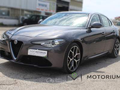 Alfa Romeo Giulia 2.2 TURBO DIESEL 190 CV AWD AUTOMATIC Grigio usata Napoli