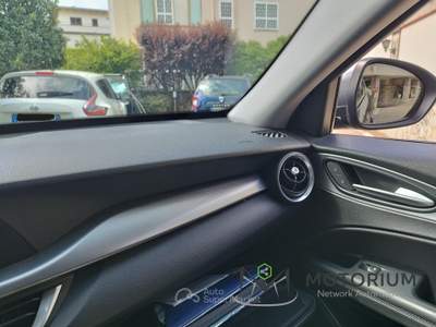 Alfa Romeo Stelvio 2.2D TURBO DIESEL 210 CV AT8 Q4 EXECUTIVE Grigio usata Napoli
