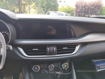 Alfa Romeo Stelvio 2.2D TURBO DIESEL 210 CV AT8 Q4 EXECUTIVE Grigio usata Napoli