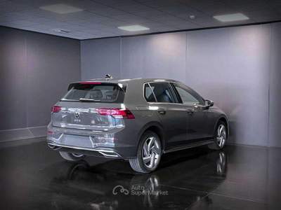 Volkswagen Golf GTE DSG Plug-In Hybrid usata CARRARA