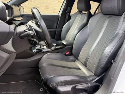 Peugeot 2008 2008 PureTech 130 S&S EAT8 GT Line Bianco usata Rivalta di Torino