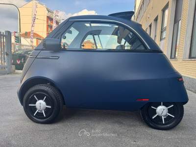 Microlino Competizione PARI AL NUOVO Blu/Azzurro usata Torino