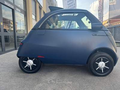 Microlino Competizione PARI AL NUOVO Blu/Azzurro usata Torino