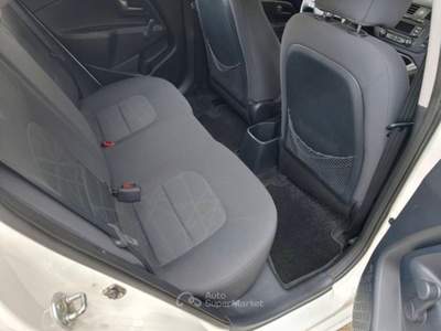 Kia Rio UNIPROPRIETARIO TAGLIANDATA  Bianco usata Vicenza