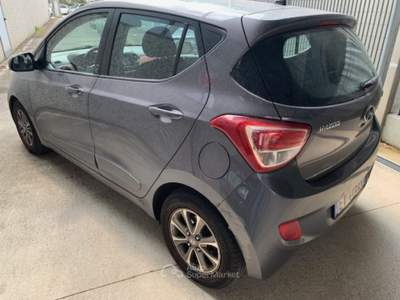 Hyundai i10 1.0 67CV Comfort - SOLO COMMERCIANTI Grigio usata Cardano al Campo