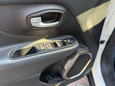 Jeep Renegade 1.3 T4 DDCT Limited Bianco usata Castiglione delle Stiviere