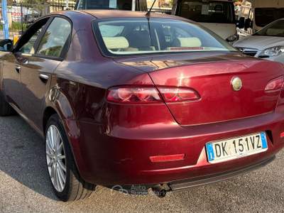 Alfa Romeo 159 Alfa Romeo 159 1.8 16 v berlina Rosso usata Torino