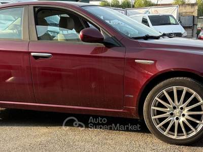 Alfa Romeo 159 Alfa Romeo 159 1.8 16 v berlina Rosso usata Torino