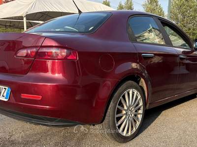 Alfa Romeo 159 Alfa Romeo 159 1.8 16 v berlina Rosso usata Torino