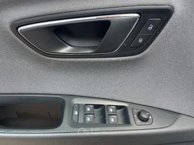 Seat Leon 1.5 tgi Business 130cv my20 Grigio usata Sarego