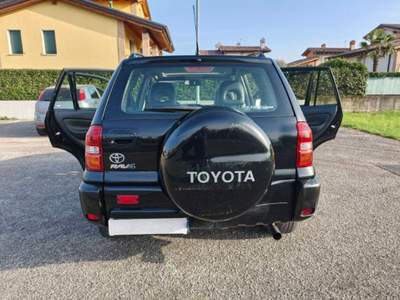 Toyota RAV4 Benzina ( PELLE - TETTO - CRUIS CONTROL ) Nero usata Vicenza