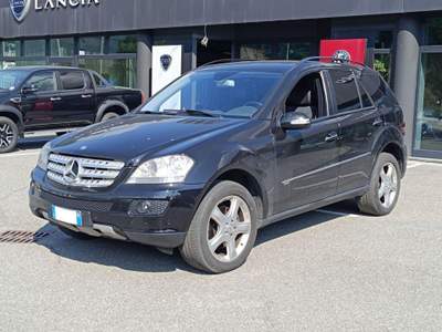 Mercedes-Benz Classe G 320 CDI 4Matic 7G-Tronic Nero usata Montagna in Valtellina