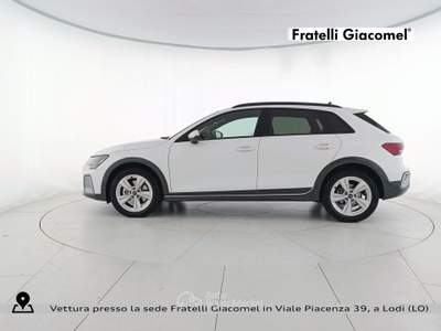 Audi A3 allstreet 2.0 tdi business 150cv s-tronic Bianco usata Assago