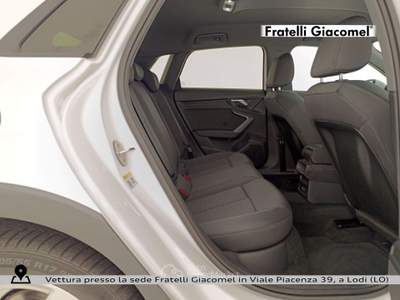 Audi A3 allstreet 2.0 tdi business 150cv s-tronic Bianco usata Assago