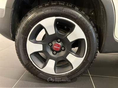 Fiat Panda Panda Cross 1.0 FireFly Hybrid 70cv S&S 5p.ti Bianco usata Como