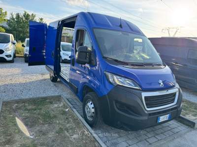 Peugeot Boxer 2.2 BlueHDi Cargo L2H2 Iva Compresa Blu/Azzurro usata Prato